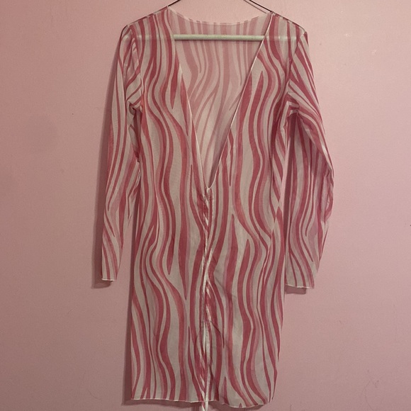 Bikini - Picture 3 of 4